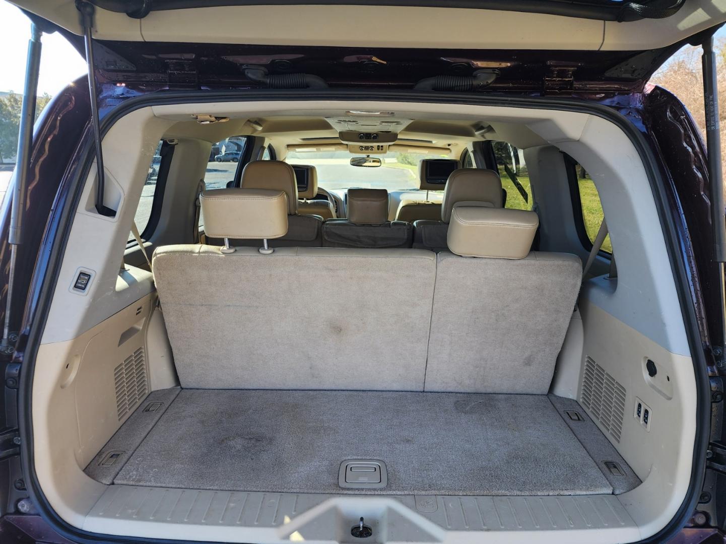 2014 Burgandy /BEIGE Nissan Armada Platinum (5N1AA0ND2EN) with an 5.6 V-8 engine, Automatic transmission, located at 1221 Madison St., Shelbyville, TN, 37160, (931) 680-9439, 0.000000, 0.000000 - Photo#3